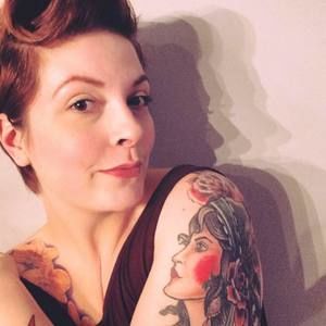 Meet your Posher, Aprille